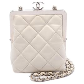 Chanel-Chanel White Lambskin and Acrylic Kiss Clutch with Chain-White