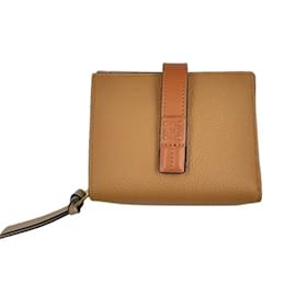 Loewe-Loewe Compact Zip Wallet in Brown-Brown