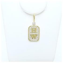 Harry Winston-Harry Winston 18K Yellow Gold Pendant Charm-Other