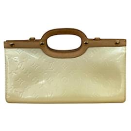 Louis Vuitton-Louis Vuitton M91374 Vernis Roxbury Drive Handbag-Yellow