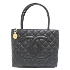 Chanel-Chanel Reissue Tote Handbag-Black