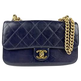 Chanel-Chanel Navy Leather Shoulder Bag-Navy blue