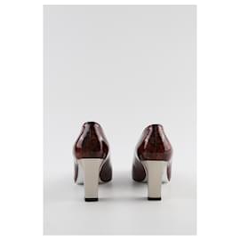 Saint Laurent-Patented leather heels-Brown