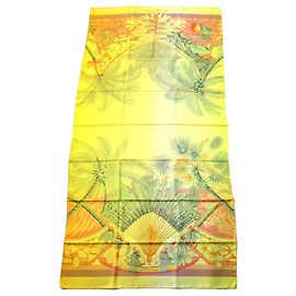 Hermès Bufanda de seda Aloha Rectángulo Hermes Amarillo