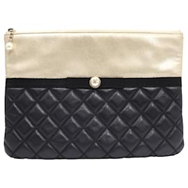 Chanel-Chanel Lambskin Matelasse Clutch Bag-Black