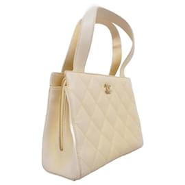 Chanel-Chanel White Lambskin Handbag-White