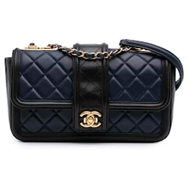Chanel-Chanel Blue Medium Bicolor Quilted Lambskin Elegant CC Flap-Blue,Dark blue