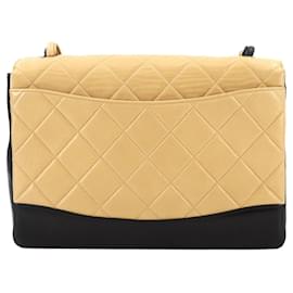 Chanel-Chanel Matelasse Shoulder Bag-Black,Beige