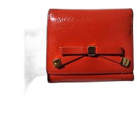 MCM Bifold Patent Leather Wallet Red Red