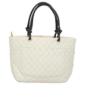 Chanel-CHANEL Matelasse Cambon Line COCO Mark Tote Bag Lamb Skin White CC Auth 121507-White