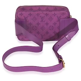 Louis Vuitton-Bumbag externo em denim monograma roxo Louis Vuitton-Roxo