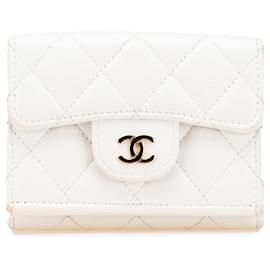 Chanel-Chanel White CC Quilted Caviar Trifold Flap Wallet-White,Cream