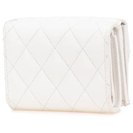 Chanel-Chanel White CC Quilted Caviar Trifold Flap Wallet-White,Cream