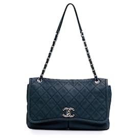 Chanel-Chanel Blue Large Quilted Nubuck Natural Beauty Split Pocket Flap-Blue,Navy blue