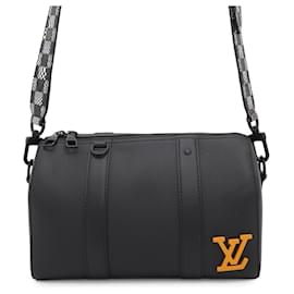 Louis Vuitton-Bolsa de Ombro Louis Vuitton - Keepall Damier Distorted City-Preto