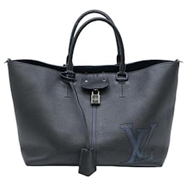 Louis Vuitton-Bolsa Pernelle em couro Taurillon Louis Vuitton-Preto