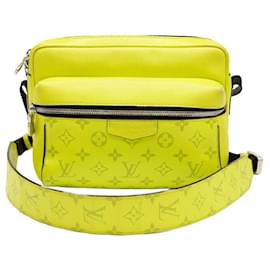 Louis Vuitton-Louis Vuitton Taiga Leather Messenger Bag-Yellow