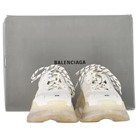 Balenciaga-Balenciaga Triple S Sneakers in White Polyester-White