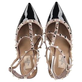 Valentino Garavani- Valentino Garavani Rockstud 100 Pumps in Black Leather-Black