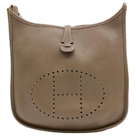Hermès-Hermes Evelyne 3 PM Shoulder Bag Brown-Brown