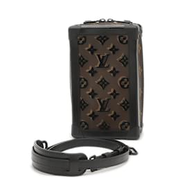 Louis Vuitton-Bolsa de ombro vertical em Monograma Tuftage da Louis Vuitton-Monograma