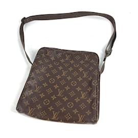Louis Vuitton-Bolsa de Ombro Trotter Bobur Monogram Louis Vuitton-Marrom