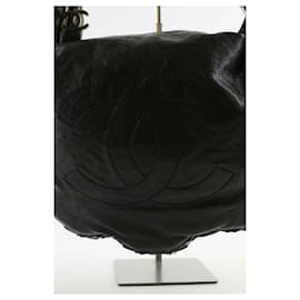 Chanel-Shoulder bag made of leather-Black
