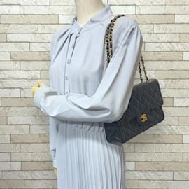 Chanel-Chanel Matelasse Shoulder Bag-Black
