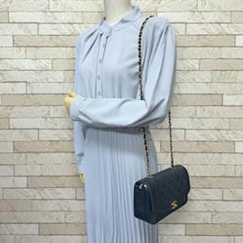 Chanel-Chanel Diana Matelasse Shoulder Bag-Black