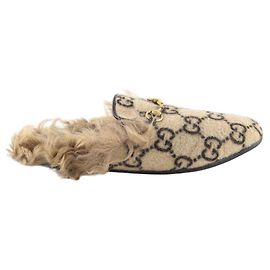 Gucci Beige fur mules Beige