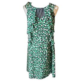 Magnifique robe GUESS en imprimé animalier dans des tons de vert, neuve. Multicolore