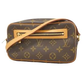 Louis Vuitton-Bolsa de Ombro Pochette Cite Monograma Louis Vuitton-Marrom