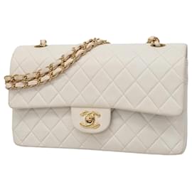 Chanel-Chanel White Lambskin Shoulder Bag-White