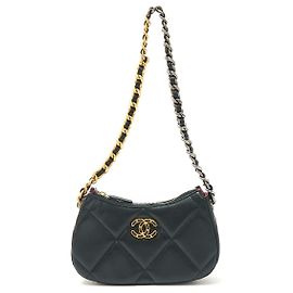 Chanel 19 Shiny Lambskin Chain Clutch Black Gold Black