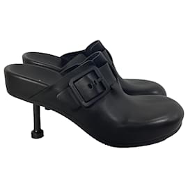 Balenciaga-Balenciaga Mallorca Sabot Mules in Black Leather-Black