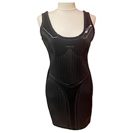 Robe noire Thierry Mugler Noir