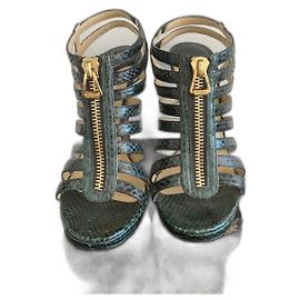 Sandales Jimmy Choo Glenys en cuir de python bleu Bleu