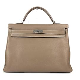 Hermès-Sac à main Hermes Kelly 40 en cuir Togo-Beige