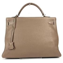 Hermès-Sac à main Hermes Kelly 40 en cuir Togo-Beige