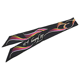 Hermès-Hermès Black 24 Faubourg Silk Twilly Scarf-Black