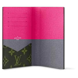 Louis Vuitton-LV Passport cover new-Fuschia