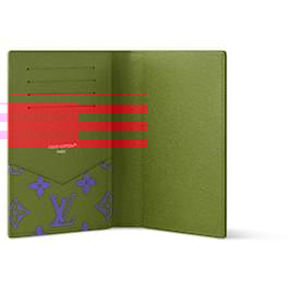 Louis Vuitton-LV Passport cover Monogram Glow-Blue