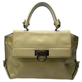 Bolso de charol beige vintage Salvatore Ferragamo Beige