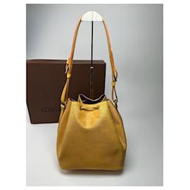 Louis Vuitton-LOUIS VUITTON Handbags T.  Leather-Yellow