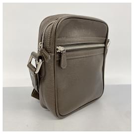 Louis Vuitton-Sac à épaule Dimitri Taiga de Louis Vuitton-Marron