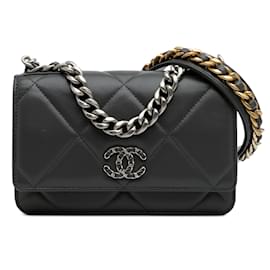 Chanel-Chanel Gray Quilted Lambskin 19 Wallet on Chain-Brown,Dark grey