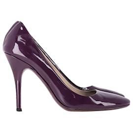 Prada-Prada Round-Toe Pumps in Purple Patent Leather-Purple