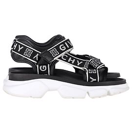Givenchy Jaw Sandals in Black Leather Black