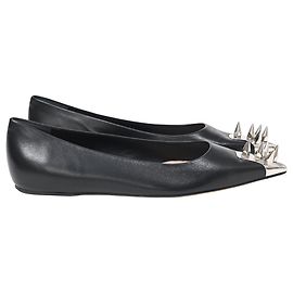 Ballerine a Punta Spikes Alexander McQueen in Pelle Nera Nero