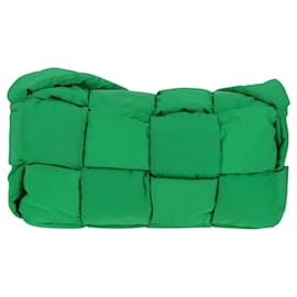 Autre Marque-BOTTEGA VENETA MAXI INTRECCIATO Padded Tech Cassette Bag Nylon Auth 115238AM-Green